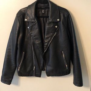 Men’s black motorcycle jacket